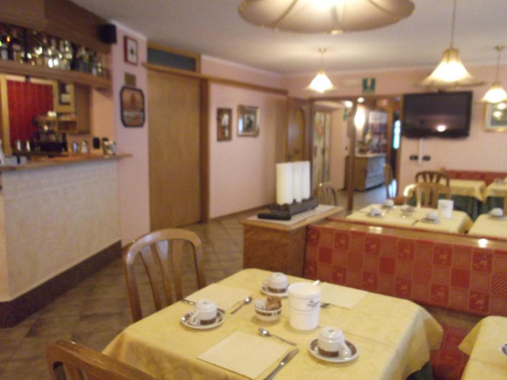 Hotel Adele Livigno Exterior foto